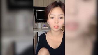 Sweet babe gets fucked by her boyfriend