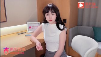 Teen girl sex with film director for being a actor