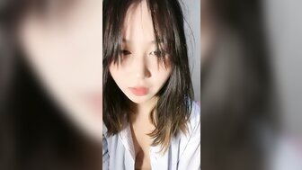 Fucking cute girl in shirt who moans loudly