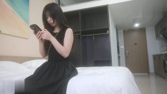 Hookup a 19 years old fair-skin pretty teen girl