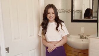 Pretty woman likes getting fucked by hugh black dick and her love juice can't stop dripping