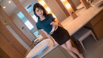 SIRO5144 Slender beauty enjoys getting fucked with Hugh cock, twists her hips and gets cum