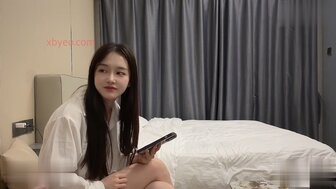 Hookup a sweet and cute girl who can't stop moaning