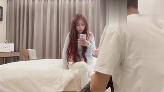 Hookup a trendy woman and makes her sex juice is dripping