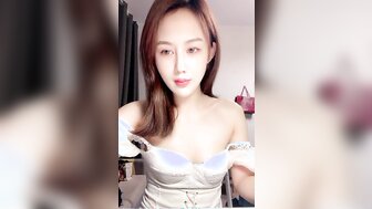 Beautiful babe riding cock and jiggling breast during sex