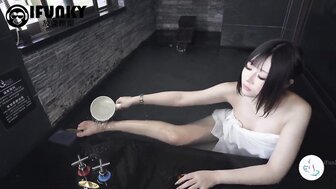 Having sex with G-cup babe from bathroom to my bed