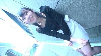 FC2PPV4576426 Slutty and pretty girl gets orgasm continuously while they are playing remote vibrator on street