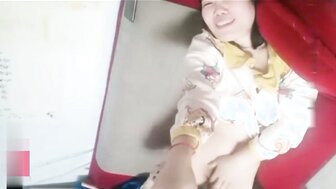 Matured woman used her pussy, mouth and asshole to lets her friend cum