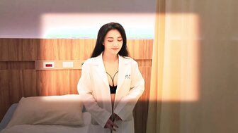 FC2PPV4608859 Naughty and pretty doctor seduces and gives her patient handjob