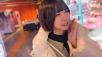 FC2PPV4665220 Cute beauty with thin waist gets orgasm and stimulates clitoris at the same time