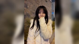 FC2PPV4667633 19 years old beauty cant contrl her moaning volume and moans loudly