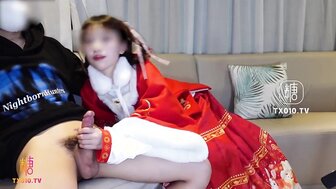 Drunk married woman accidentally entered someone's hotel room and ate his cock