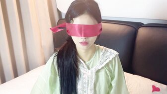 Elegant girl in Han clothes rides on dick and her pussy was flooding