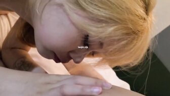 Hookup a girl with blonde-hair who is good at oral sex