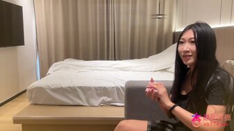 Hookup a fair-skin girl with nice breasts and hairless pussy