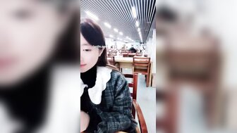 An innocent college student, studying in the library during the day, couldn't suppress her sexual desire and immediately went to a hotel for sex