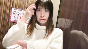 FC2PPV4842720 A cuckolded husband made his fair-skinned, voluptuous wife have sex with other men and ejaculate inside her pussy[Part1]