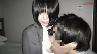 FC2PPV4842979 A fair-skin school girl dislike the cock and says stop it changes to I love it very much dont pull it out[Part1]