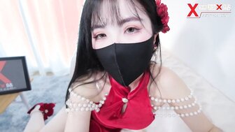 My slightly tipsy cousin knocked on my door during the New Year and sucked my penis with her warm, moist mouth.