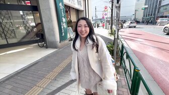 FC2PPV4865674 Cute girl with a plump, beautiful body is in ecstasy and moans in pleasure