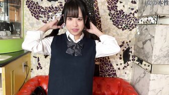 FC2PPV4865386 An 18-year-old girl wore her school uniform and had unprotected sex to celebrate becoming an adult[Part1]