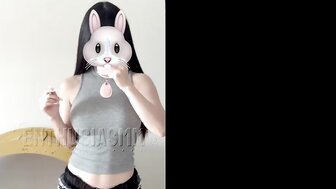 Hooking up with a big-breasted loli, her pussy is so good to fuck.