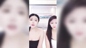 Horny bestie having 3p sex with her friend with benefit