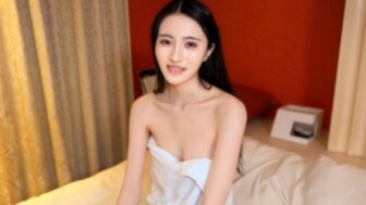 FC2PPV4912505 A slender, fair-skinned woman was cumshot all over her face during her first photoshoot.