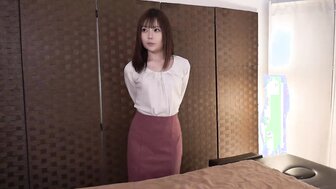 FC2PPV4949204 A slender, fair-skinned, and beautiful office lady struggles to control her pleasure while being teased by a masseuse, but ultimately fails and is brutally fucked to orgasm.