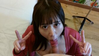 FC2PPV4962065 The chosen G-cup, black-haired office lady made a double V-sign during oral sex, and he thrust into her hard until she came.[Part1]