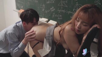 A student with poor grades wants to trade her body to pass the exam.