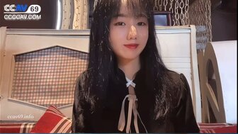 Having sex with fans in bathtub