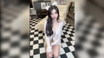 Trained and fucked beautiful girl