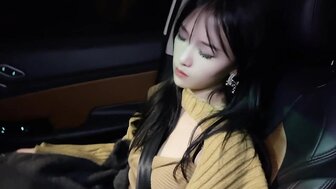 Taxi driver uses sex potion to fuck pretty passenger